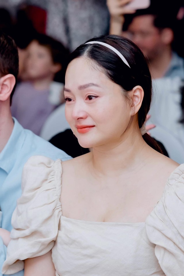 Lan Phương từng bị trầm cảm sau khi sinh vì một mình chăm sóc con