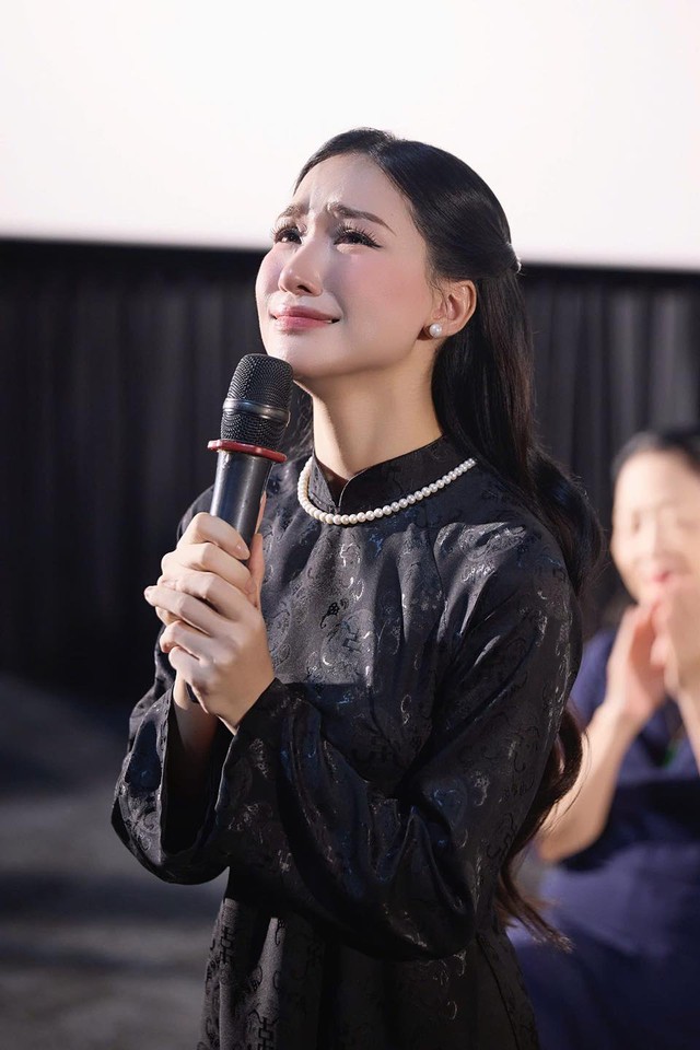 Hòa Minzy chia sẻ khoảnh khắc ý nghĩa