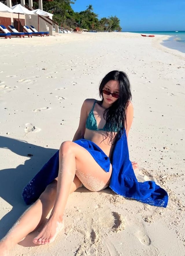 So sánh vòng eo thật và hình ảnh chỉnh sửa