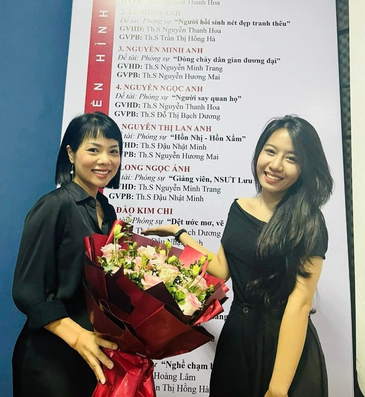 Bạch Dương giảng dạy truyền hình
