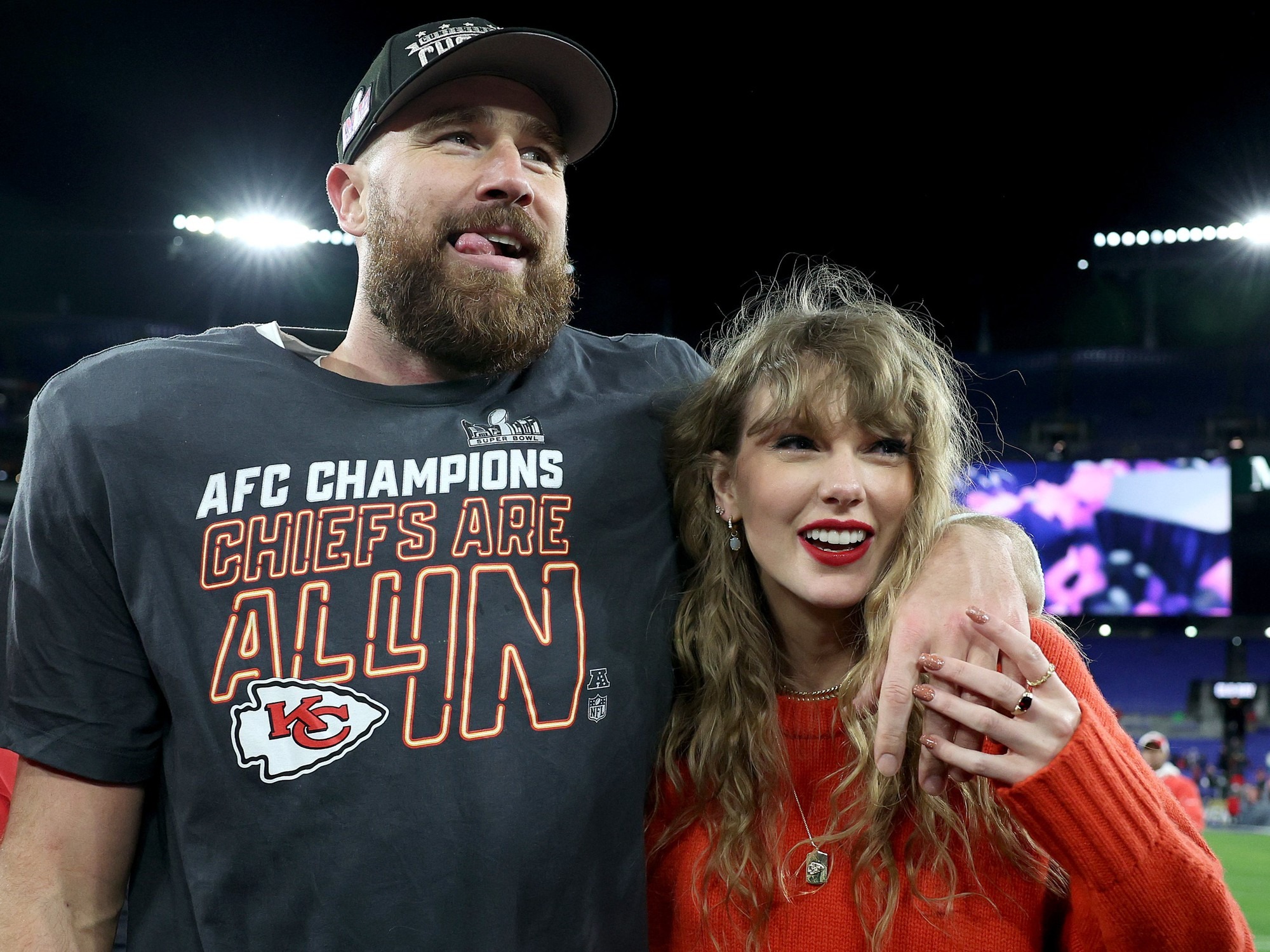 Travis Kelce - bạn trai lý tưởng
