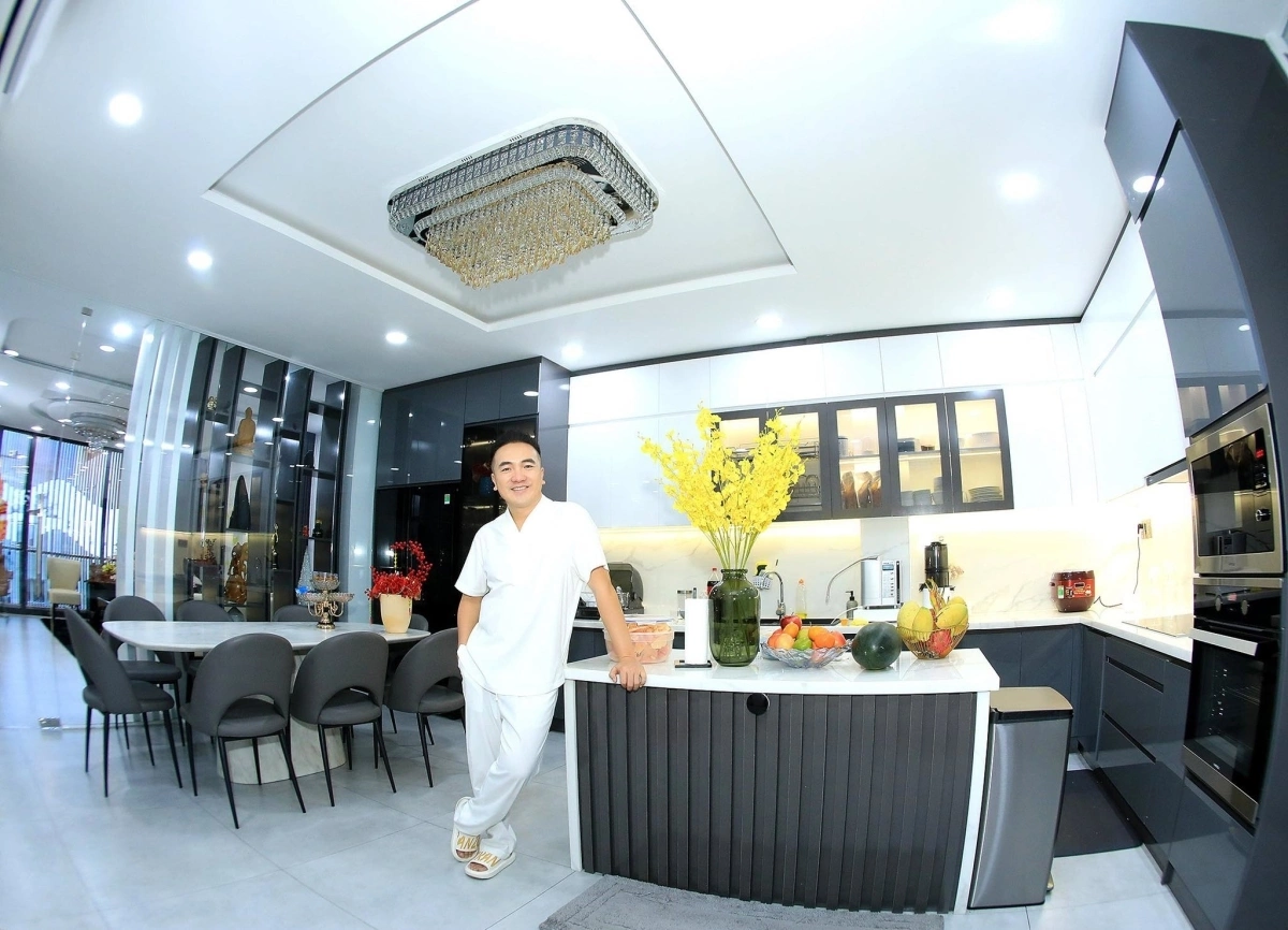 Không gian tâm linh tại nhà nam ca sĩ