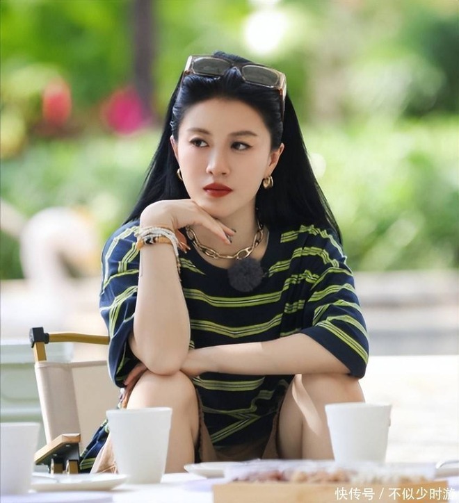 Xa Triệt xin lỗi và thừa nhận lỗi trong nhóm chat