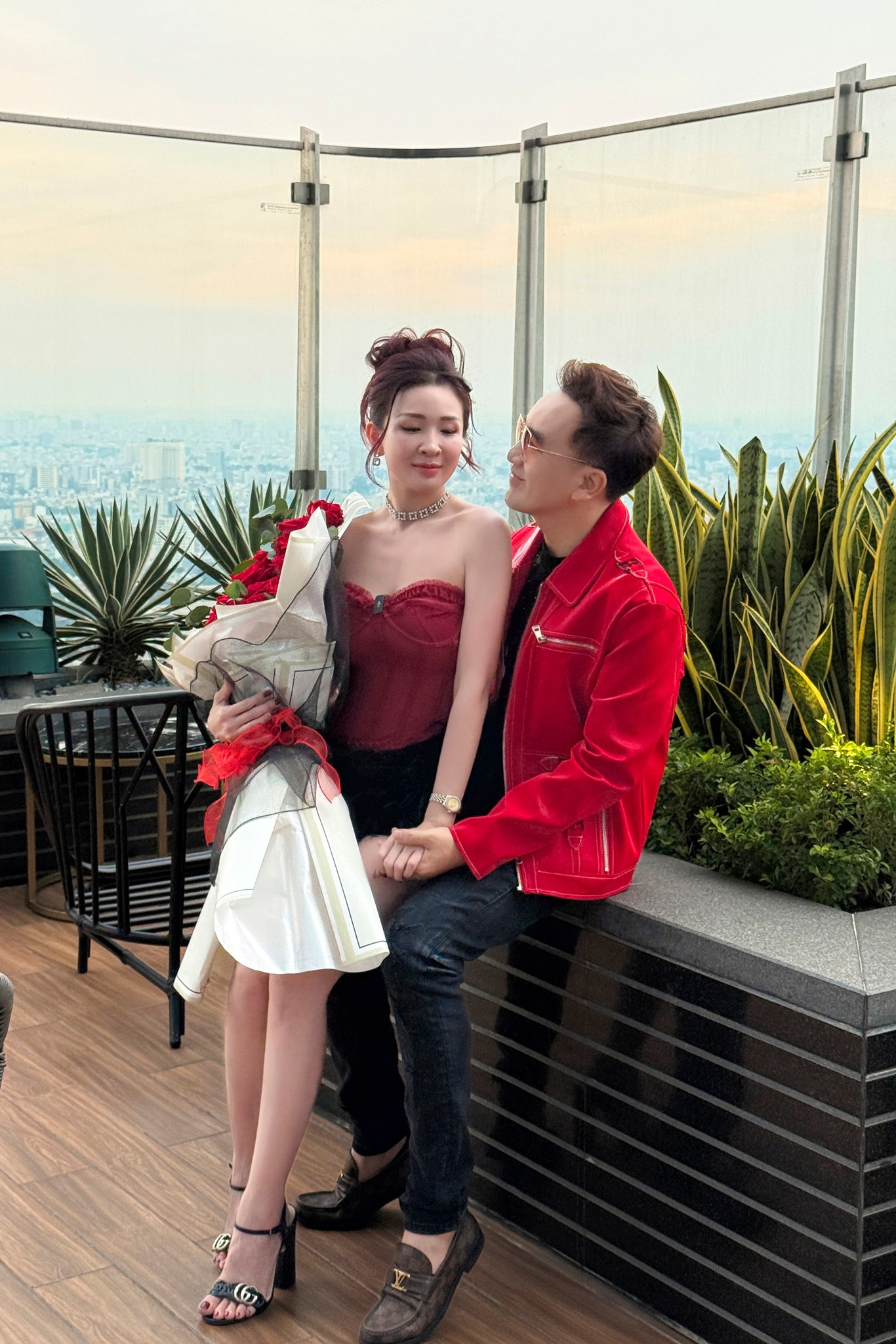 Cuộc sống hạnh phúc của Dương Ngọc Thái - Ái Vy