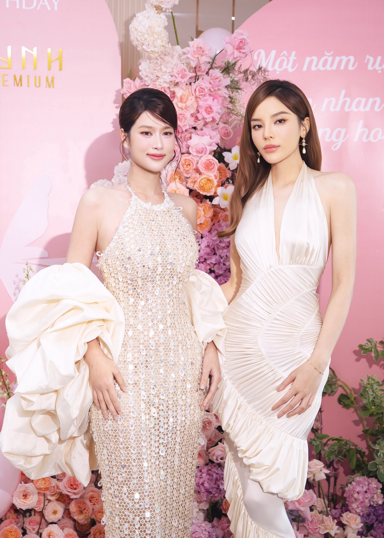 Kỳ Duyên và Thiên Ân bị bắt gặp sánh đôi thân mật tại sự kiện