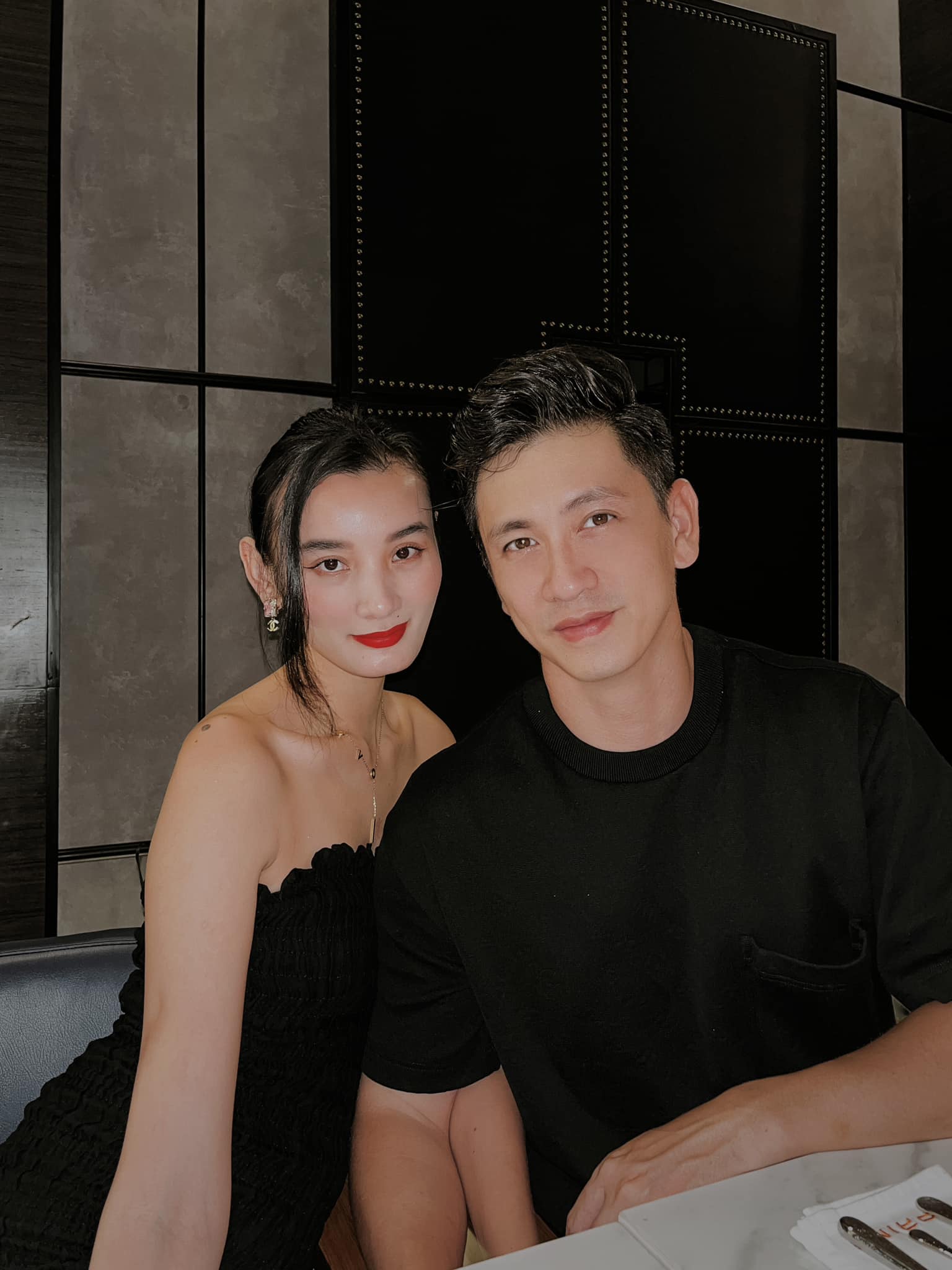 Đỗ An và Lê Thuý cùng nhau trong cuộc sống thường nhật Cặp đôi bên nhau vượt khó khăn