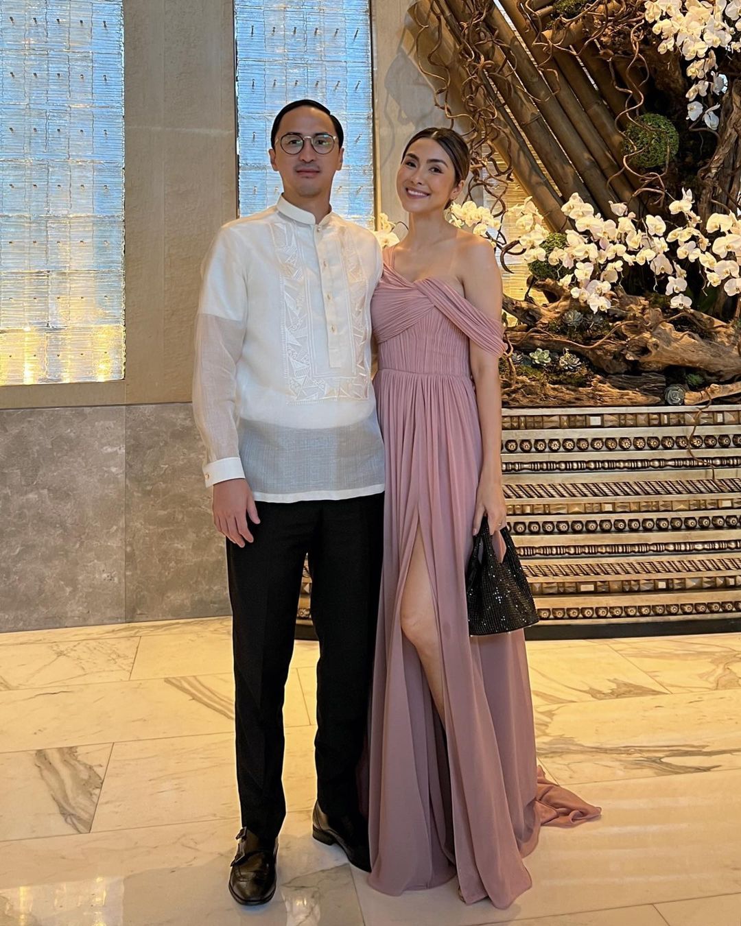 Vợ chồng Hà Tăng từng dự lễ cưới Linh Rin tại Philippines Hà Tăng và Louis Nguyễn dự tiệc cưới Linh Rin