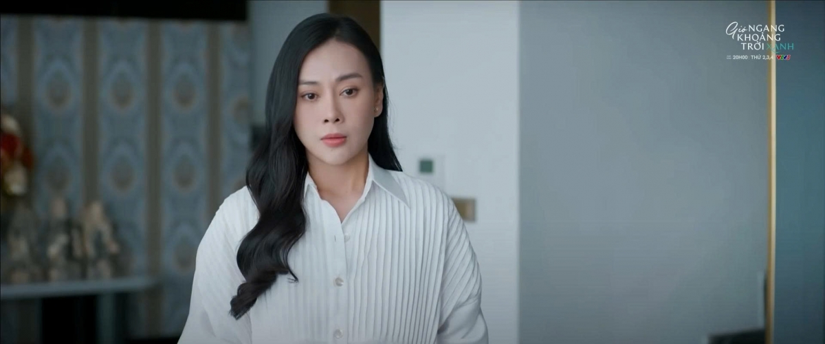 Phương Oanh với tạo hình sang trọng và xinh đẹp