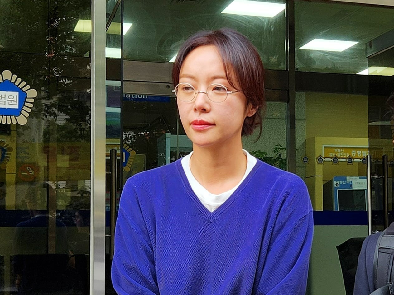 Từ cú ngã của Trương Ngọc Ánh- Ảnh 3. Sean Kingston và Hwang Jung Eum trong các vụ việc pháp lý