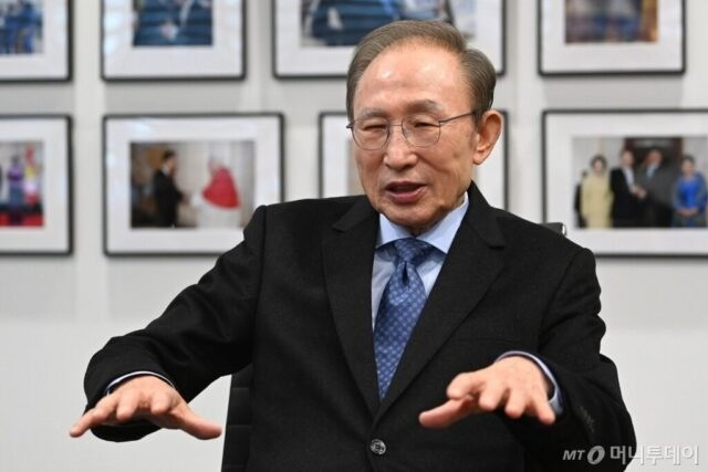 Nghệ sĩ Hàn Quốc bị hạn chế hoạt động