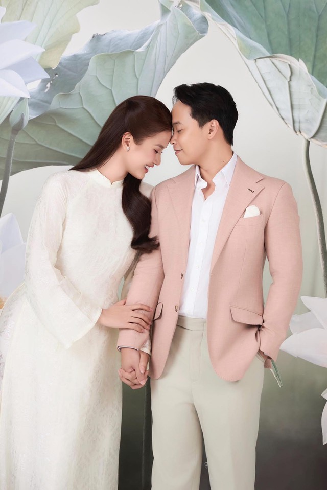 Lễ dạm ngõ của Hương Ly và bạn trai doanh nhân