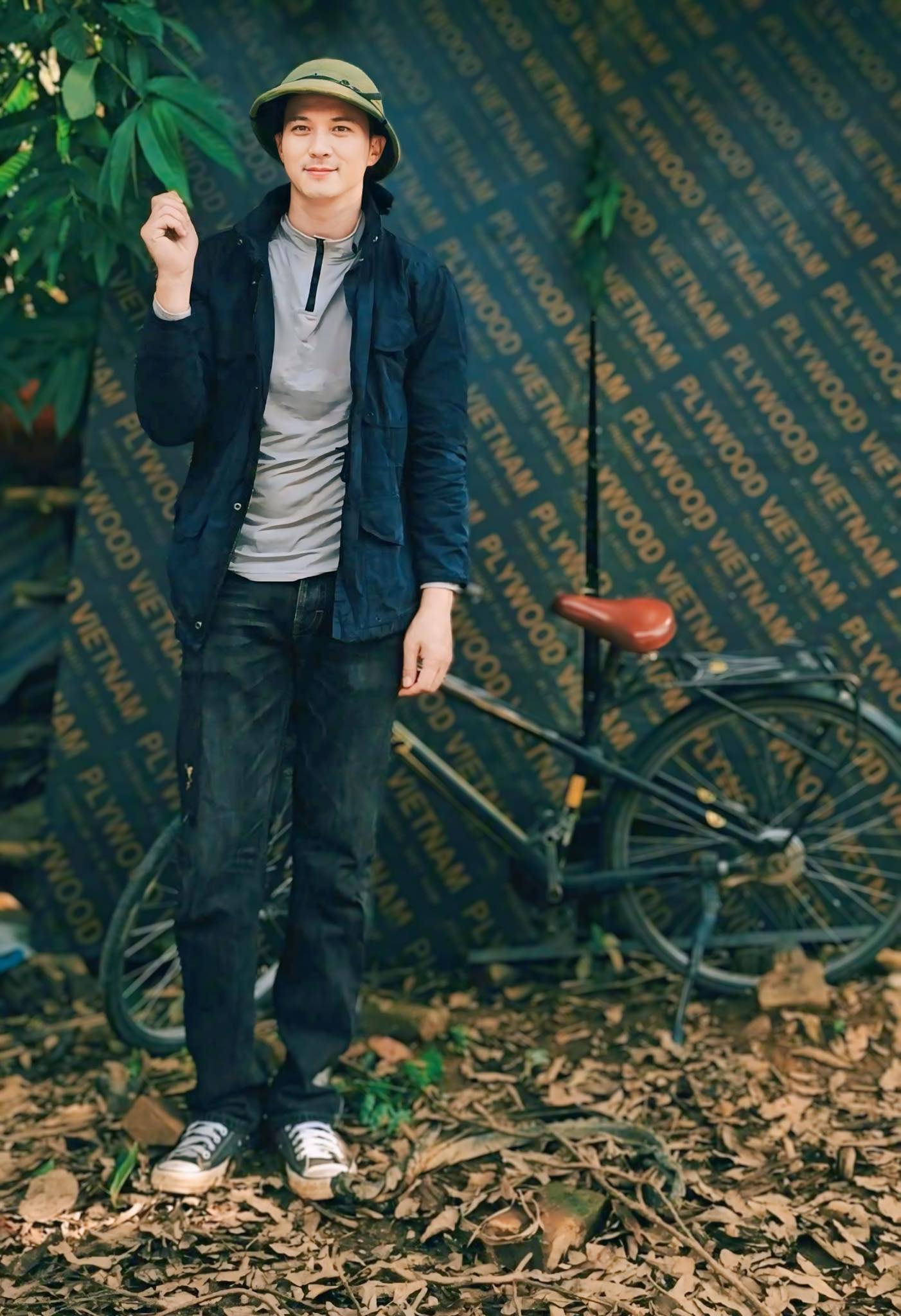 Quá khứ làm bốc vác của Hà Việt Dũng Hà Việt Dũng từng làm nhiều nghề để sinh sống