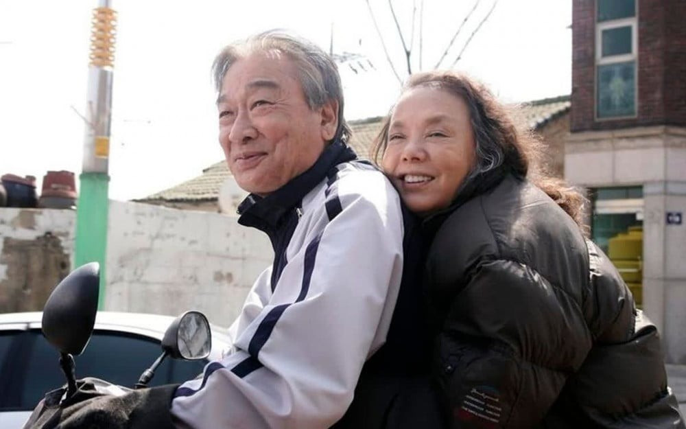 Lee Soon Jae - Diễn viên chính của Late Blossom