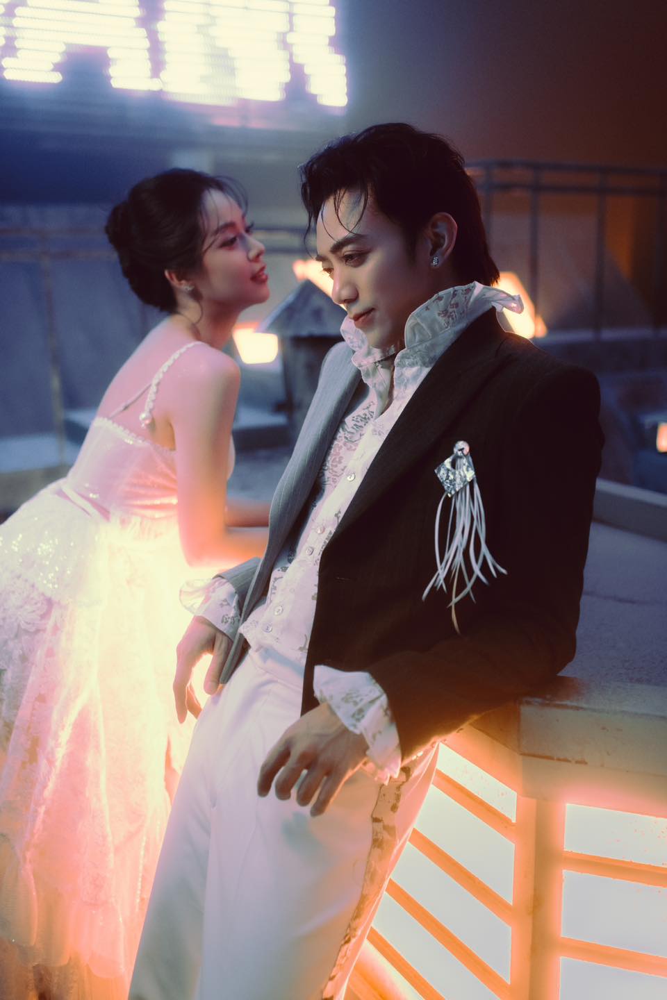 SOOBIN và Hoa hậu Thanh Thủy nghi vấn chiêu trò quảng bá