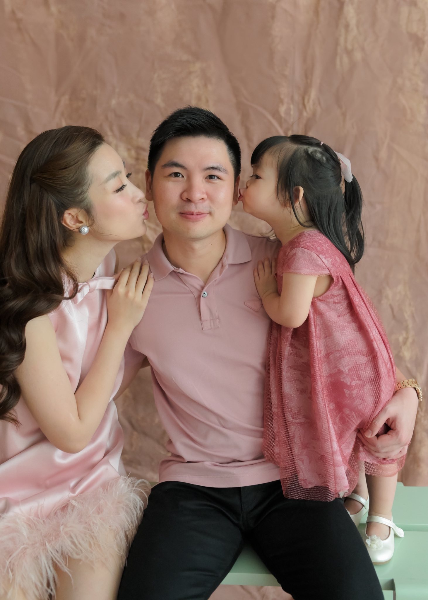 Gia đình hạnh phúc của Đỗ Mỹ Linh