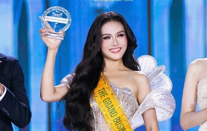 Phan Như Thùy trong quá trình luyện tập Phan Như Thùy tập luyện giảm cân