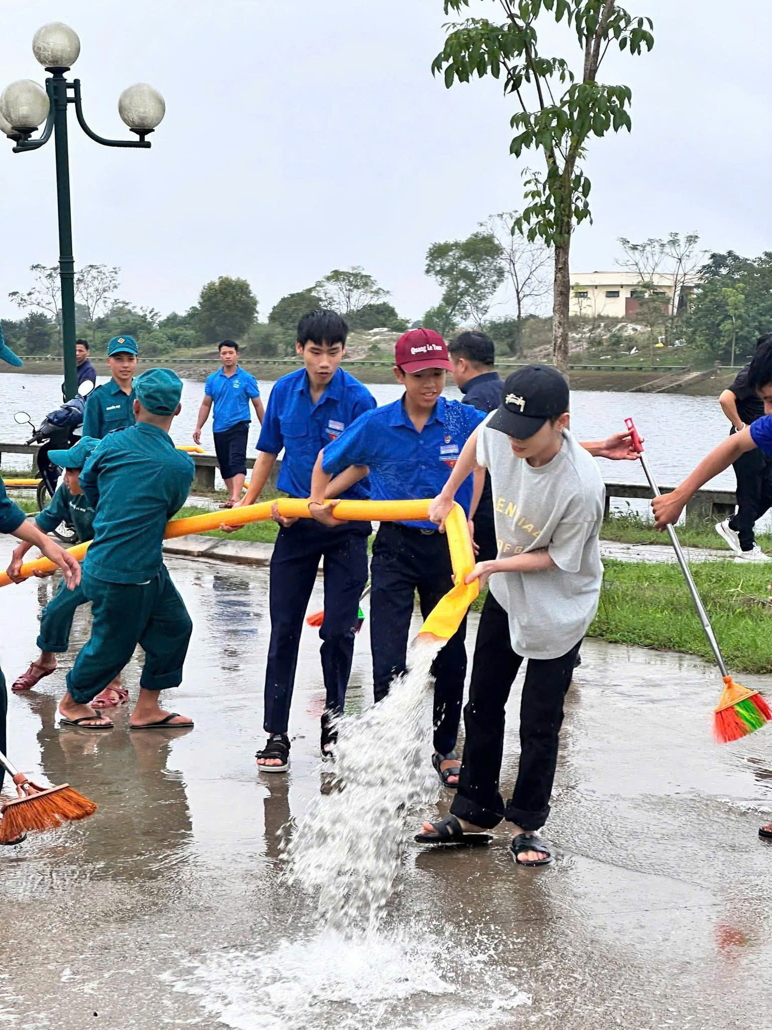 Hình ảnh nam ca sĩ Jack thể hiện sự thay đổi tích cực.