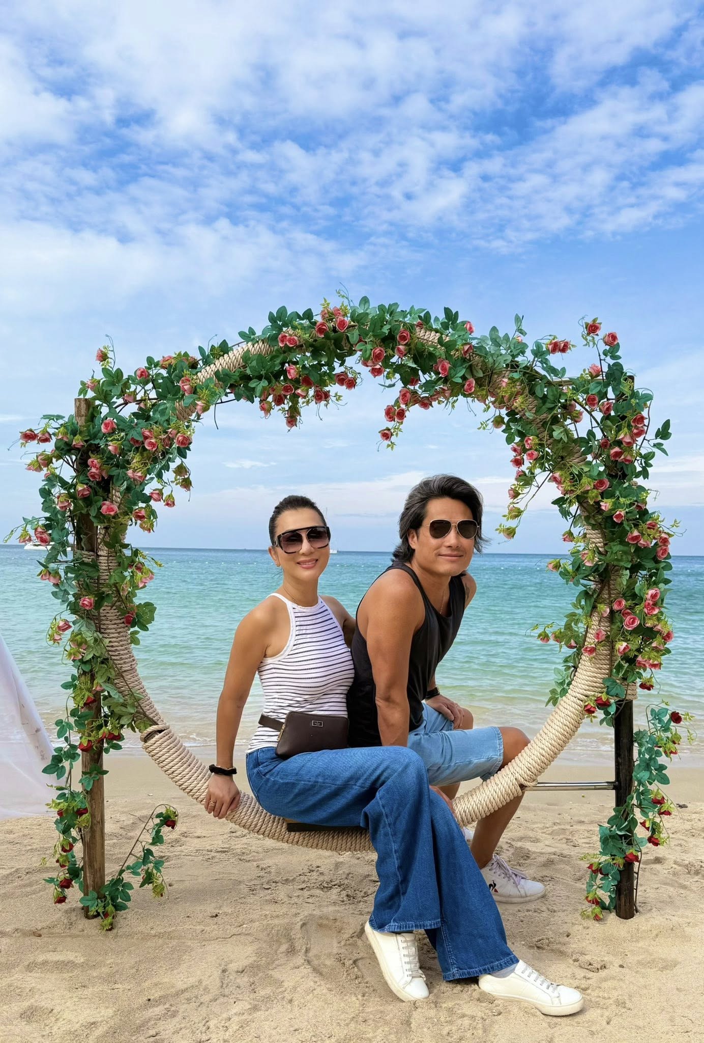 MC Nguyễn Cao Kỳ Duyên và chồng cũ Trịnh Hội tại Thái Lan