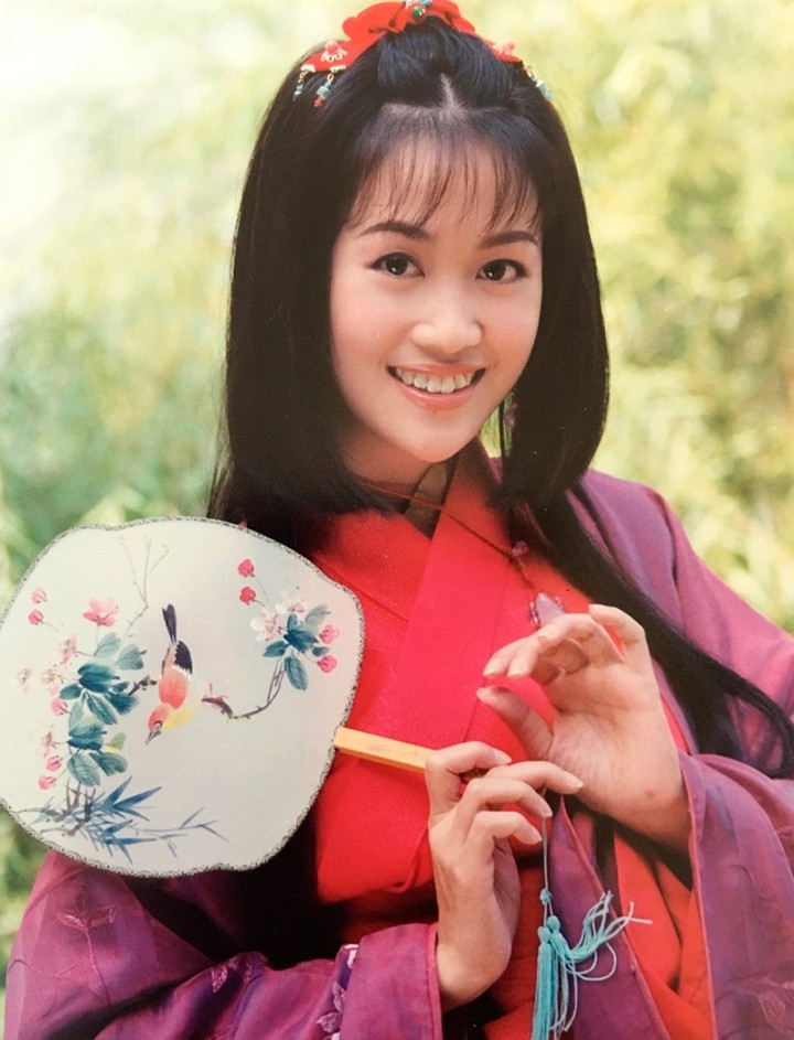 Nhan sắc xinh đẹp của Lương Tiểu Băng khi vào vai Chúc Anh Đài.