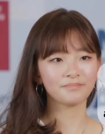 Lá đơn tố cáo hành vi bạo lực Ava tố cáo cha đánh đập, lạm dụng mẹ Á hậu