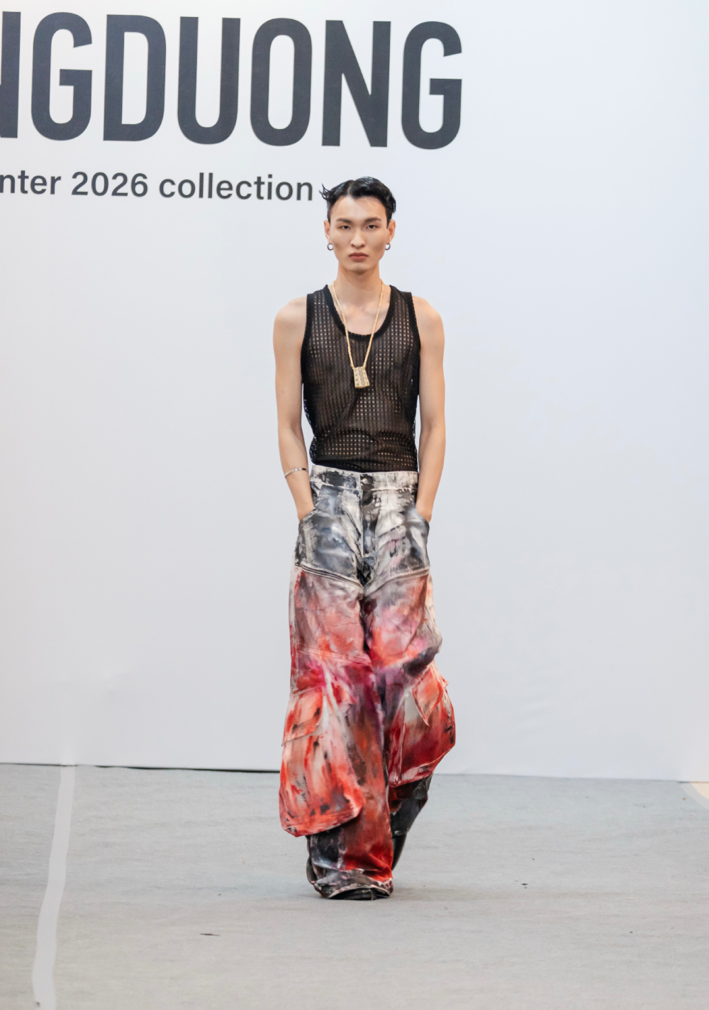 Bảng màu trung tính kết hợp chất liệu đặc biệt