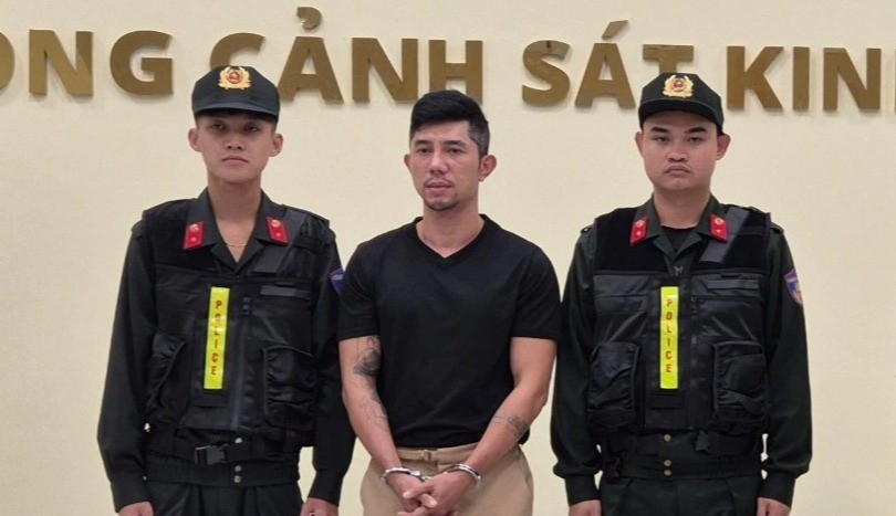 Lương Bằng Quang tại cơ quan điều tra Ca sĩ Lương Bằng Quang bị bắt giữ