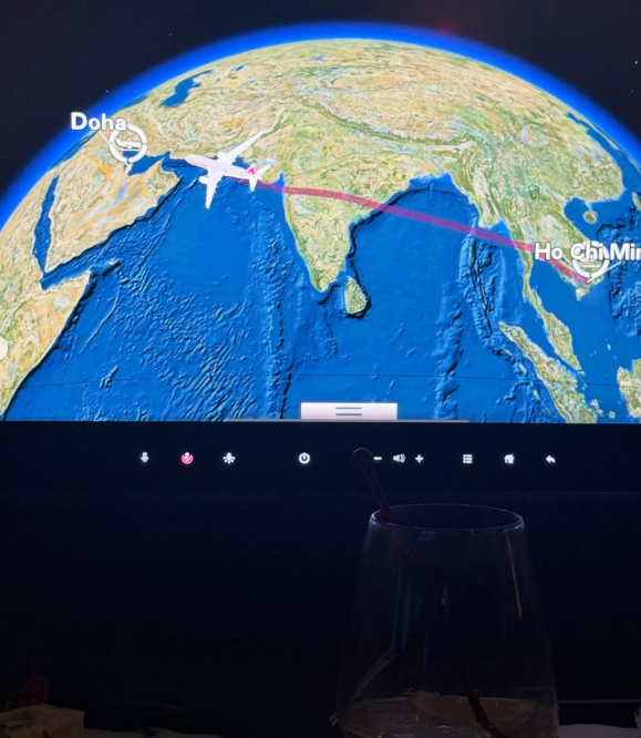 Vũ Thúy Quỳnh chia sẻ bức hình mới khi đi du lịch trên trang cá nhân Vũ Thúy Quỳnh du lịch