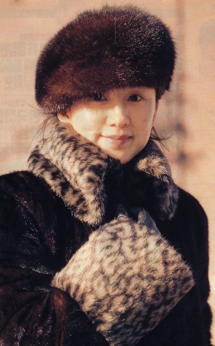 Kim Hee Ae phong cách trưởng thành Phong cách và thần thái Kim Hee Ae