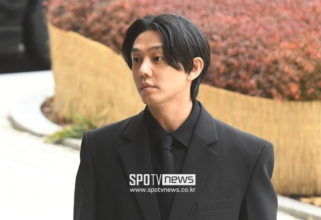 Yoo Ah In bị ảnh hưởng nghiêm trọng do scandal dùng chất cấm