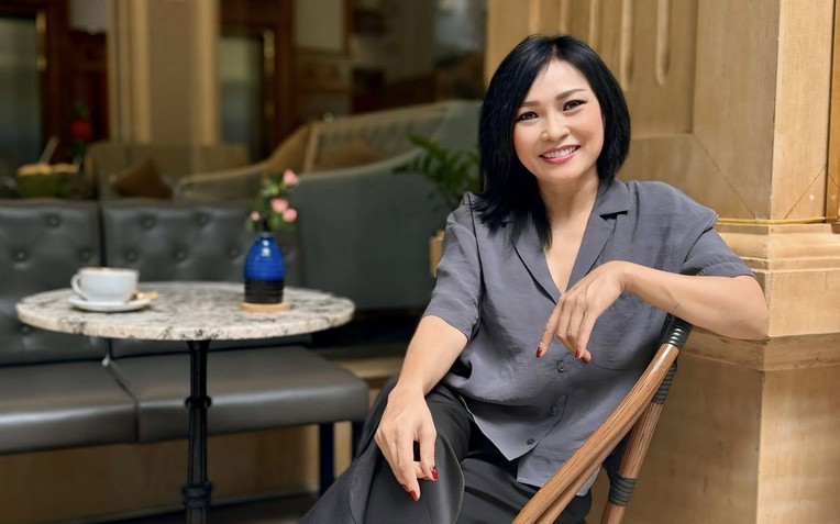 Phương Thanh cùng chồng người miền núi Ấn Độ