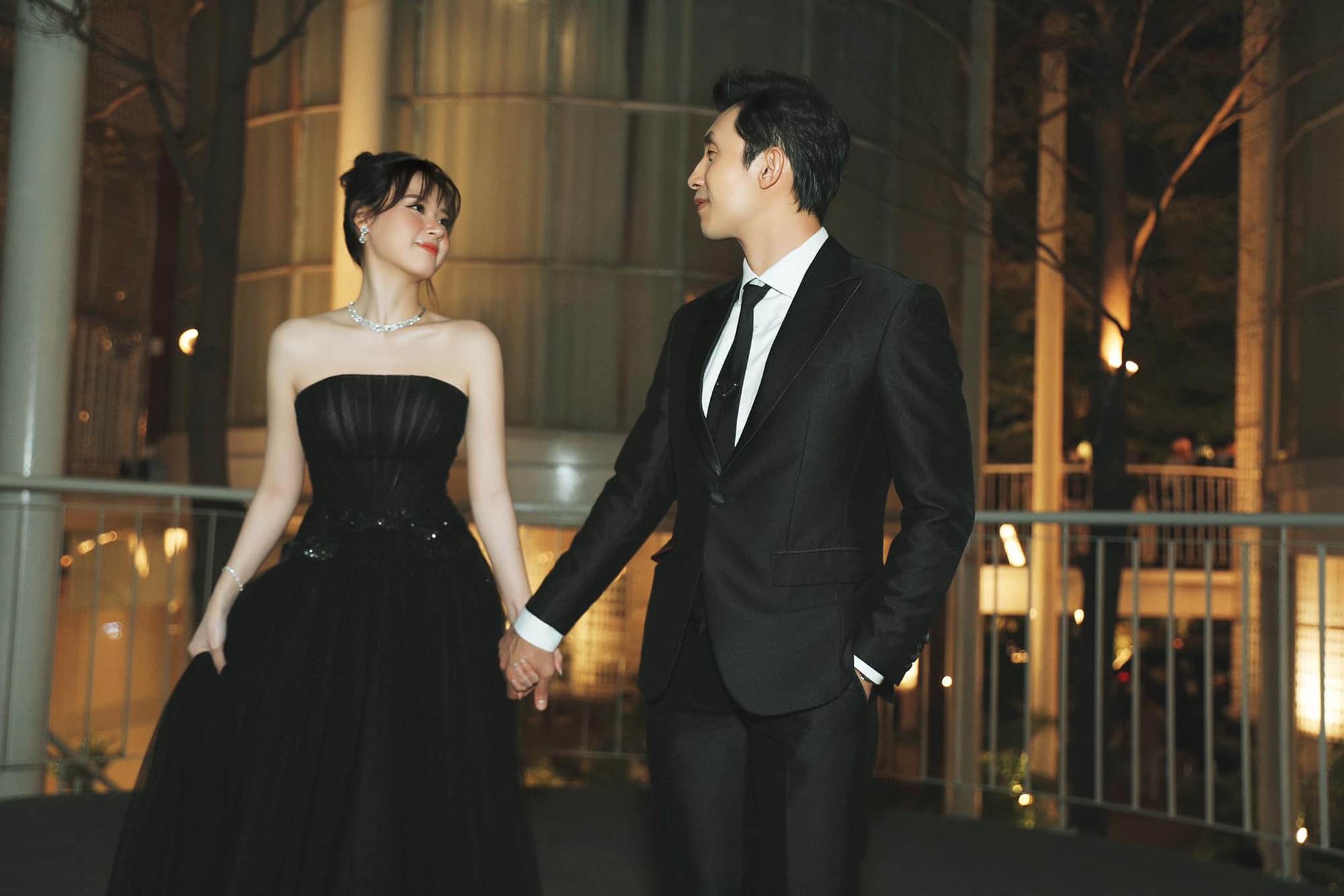 Midu có tin vui?- Ảnh 9. Midu chia sẻ cuộc sống hạnh phúc